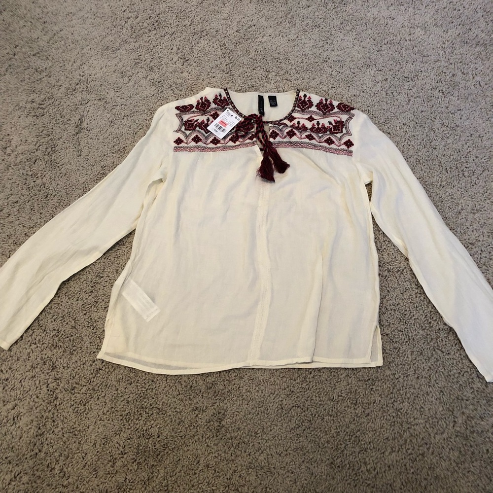 NWT XS Tribal White Tassel Blouse